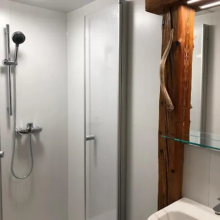 Gaestehof Annerl 아파트 *